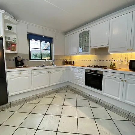 Apartment Buiten 84, Fusslaufig Zum Strand, 5 Personen *