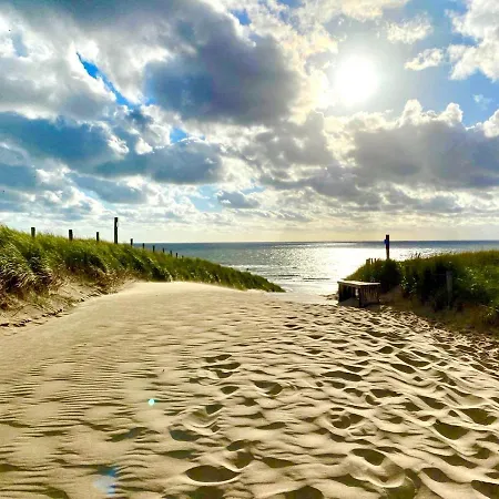 Buiten 84, Fusslaufig Zum Strand, 5 Personen Apartment Callantsoog